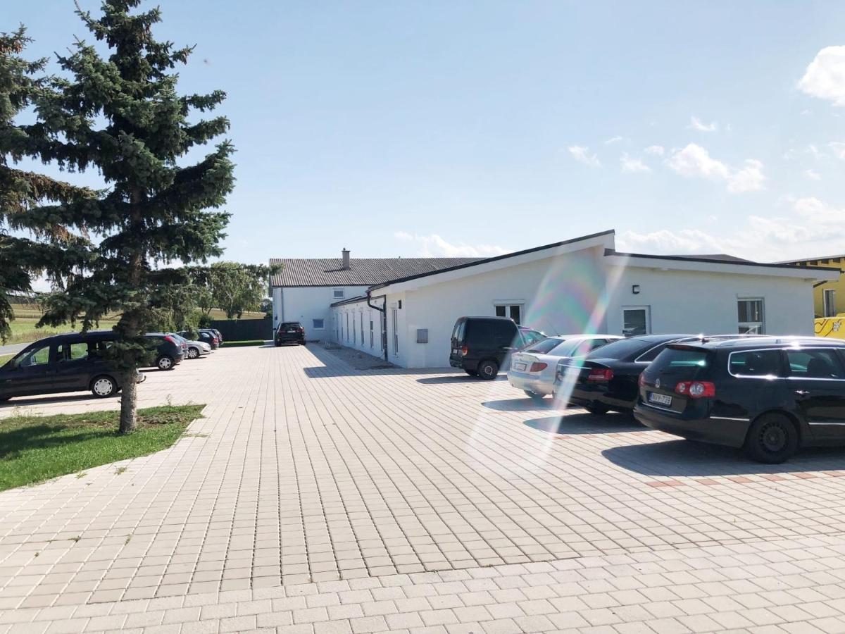 Gaestezimmer Oedenburgerstrasse Pottsching Bagian luar foto